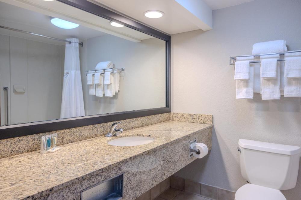 Standard Double Room interior